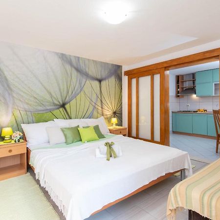 אורביץ Apartments Lenka מראה חיצוני תמונה