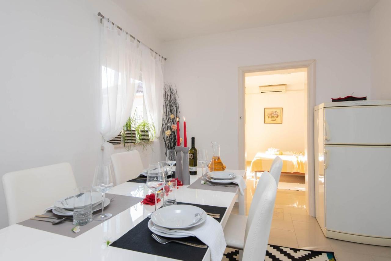 אורביץ Apartments Lenka מראה חיצוני תמונה